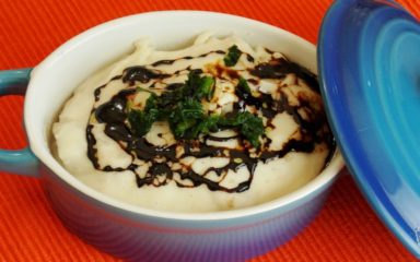 Purê de inhame ao molho balsâmico