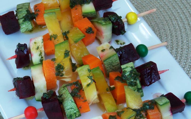 Espeto de legumes com carambola