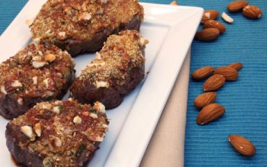 Filé mignon com crosta de linhaça e amêndoas