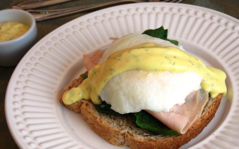 Ovos benedict levinhos