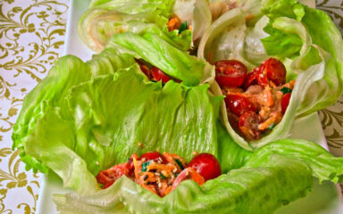 Salada de alface americana recheada