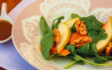 Salada de rúcula com peras