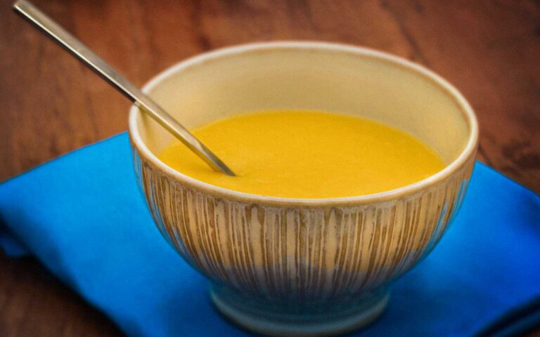 Sopa creme de mandioquinha