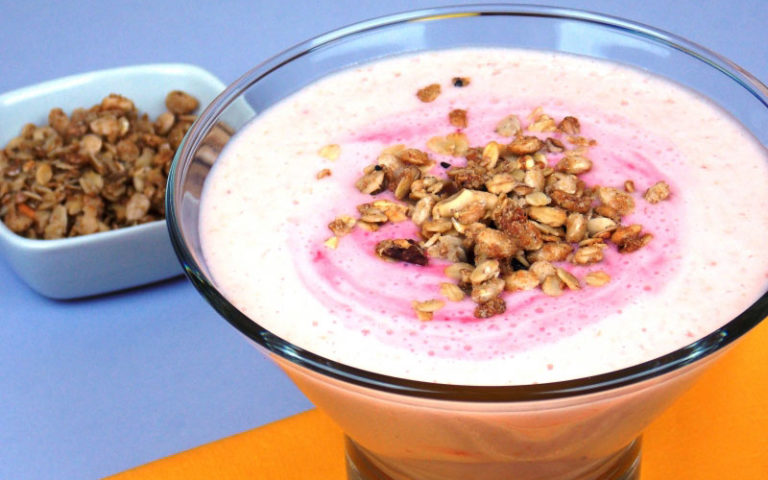 Vitamina de pêssego com framboesa